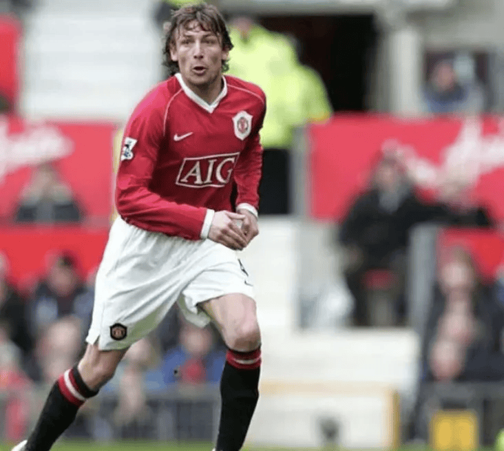 炸了！利物浦3选1换帅救命？1亿转会费+穆帅式铁血，谁能救4.8亿豪阵？